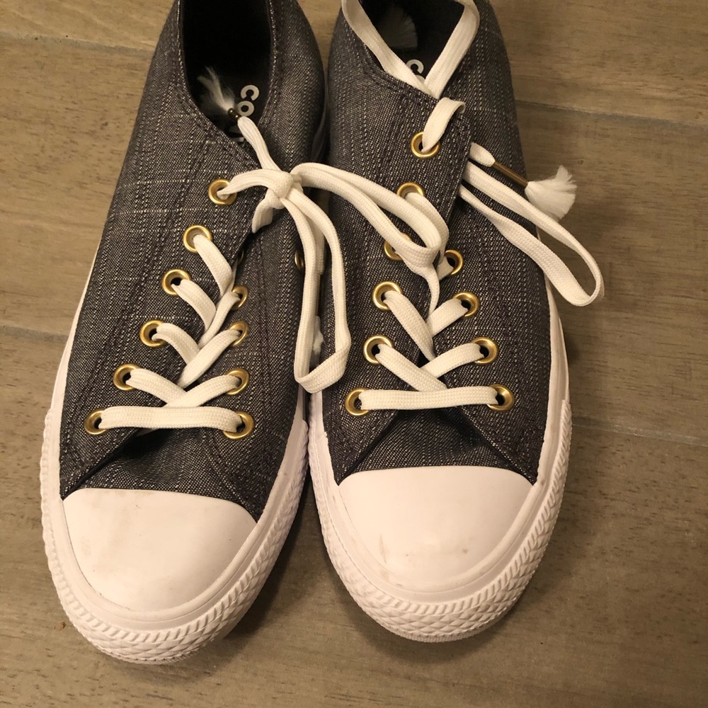 Converse - Picture 3 of 5